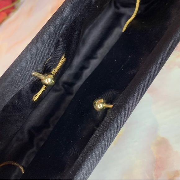 Vintage Y2K DKNY Black and Gold Satin Convertible Framed Evening Bag Clu… - Picture 14 of 15